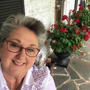 Meet your Posher, Deborah